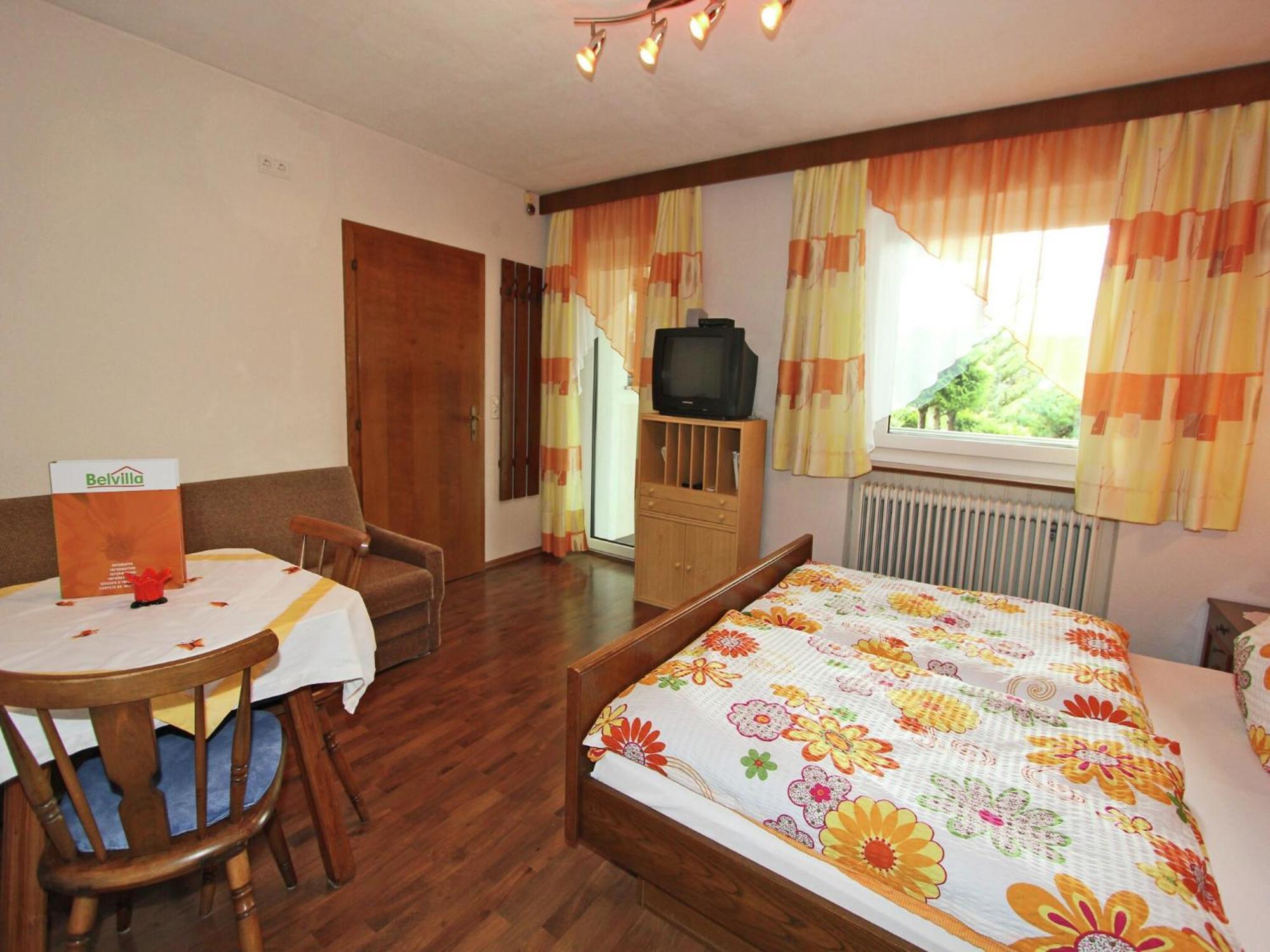 Cozy Apartment In Aschau Im Zillertal Near Ski Lift Bagian luar foto